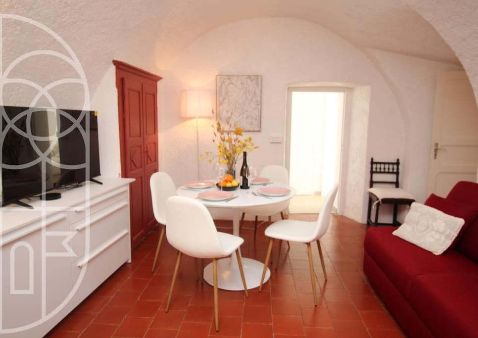 La Maison De B